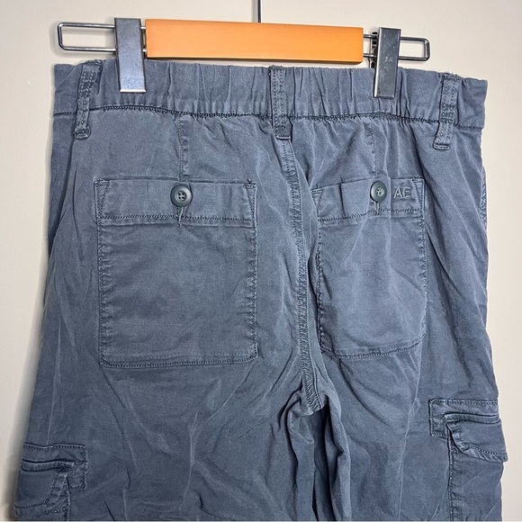 American Eagle Dreamy Drape Mid-Rise Baggy Wide Leg Cargo Pant 0 Short - Picture 8 of 11